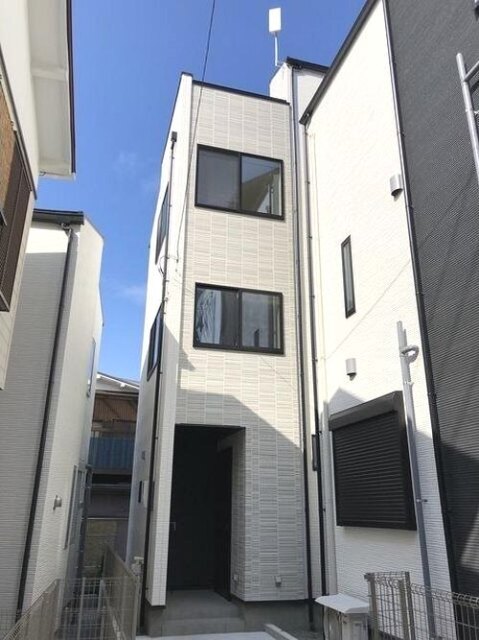 建物外観　閑静な住宅地