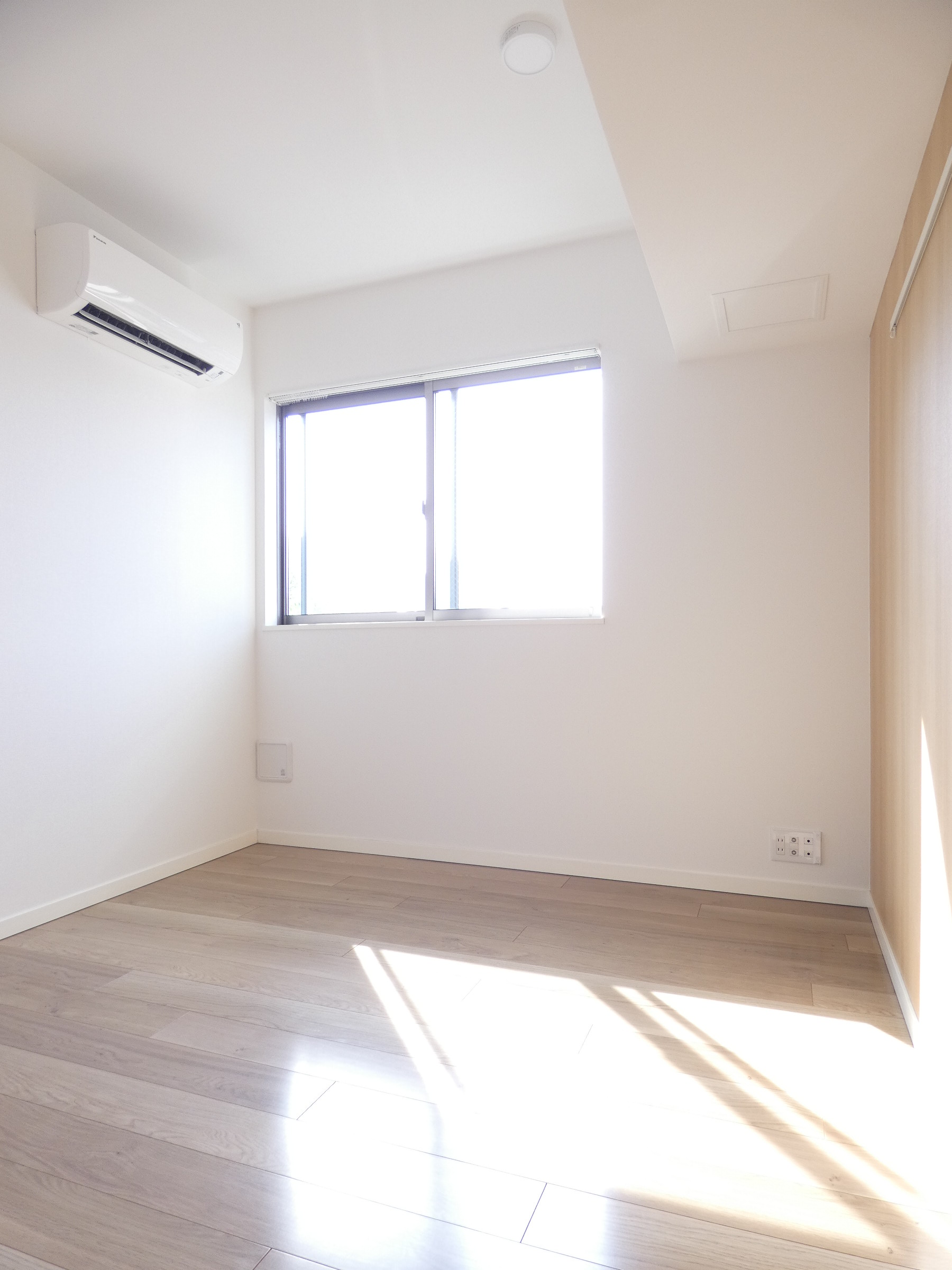 居室・リビング　居室