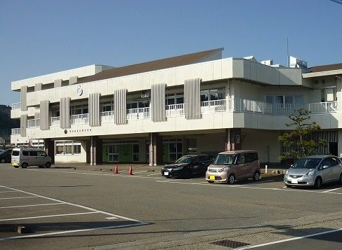 小学校　古里小学校（小学校）まで450m