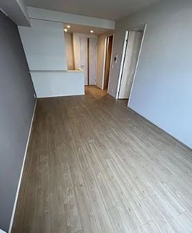 居室・リビング　☆明るい洋室☆