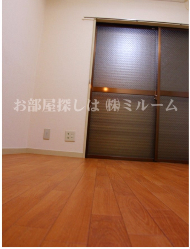 居室・リビング　洋室タイプです。（同一仕様写真）