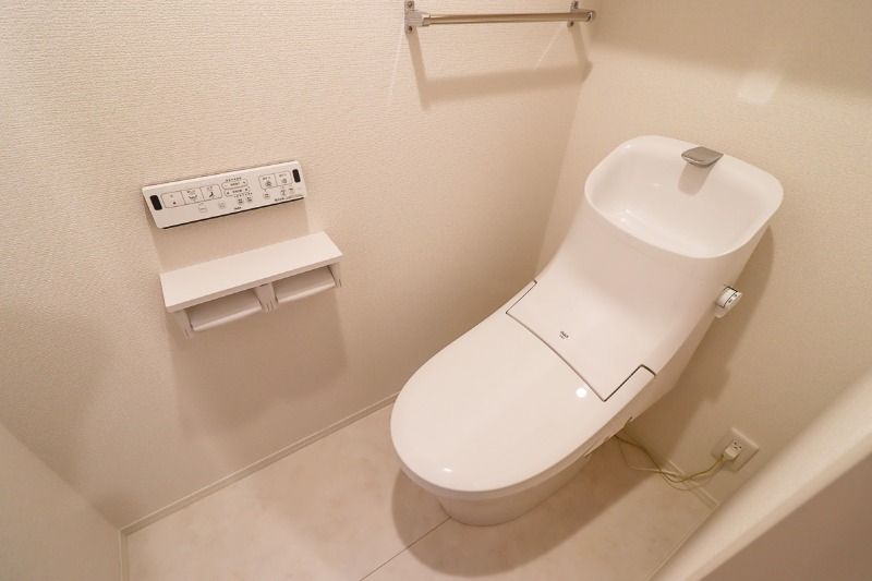 トイレ　図面と現状に相違がある場合には現状を優先