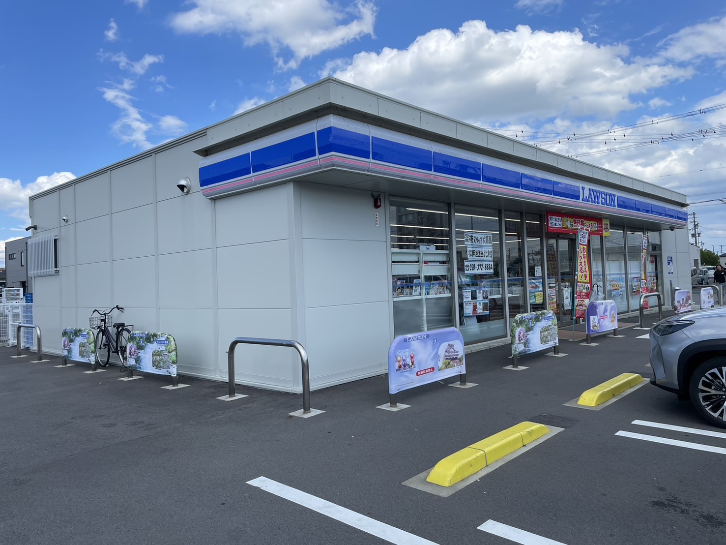 コンビニ　セブンイレブン岐阜羽島駅前店（コンビニ）まで583m