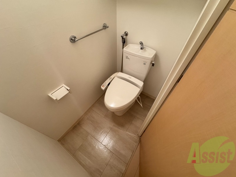 トイレ　ウォシュレット機能がついたトイレ。安心して使用できますね。