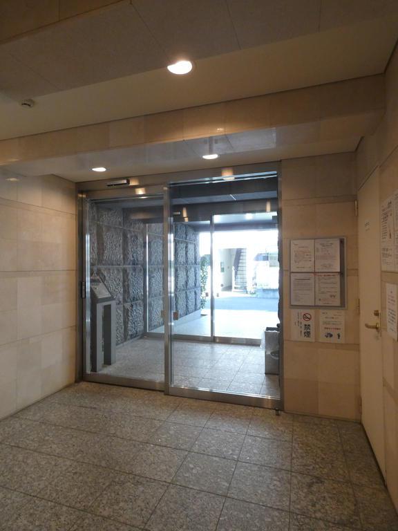 エントランス　エントランス