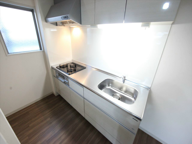 キッチン　システムキッチン（ガス3口・グリル）カウンターキッチン