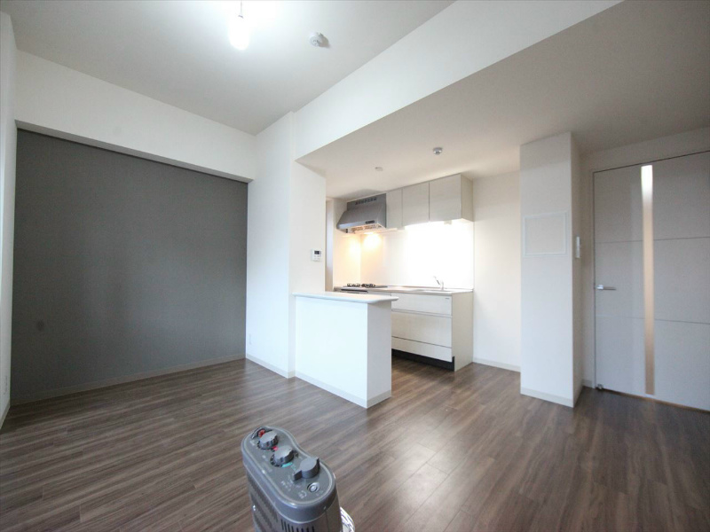 居室・リビング　ＬＤＫ12.8帖　洋室5.2帖とつなげても仕切っても使えます