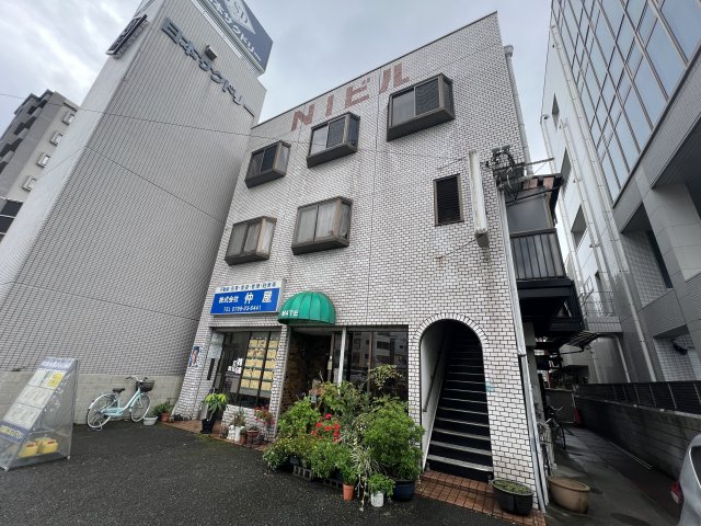 建物外観　最寄駅から徒歩圏内です！