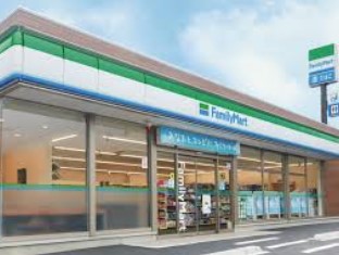 コンビニ　ファミリーマート アスロード港北下田町店（コンビニ）まで327m