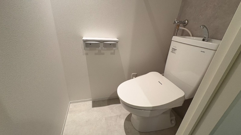 トイレ　ウォシュレット付きトイレ
