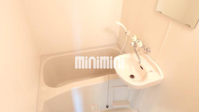 バス・シャワールーム　トイレと別の浴室は使いやすいですね
