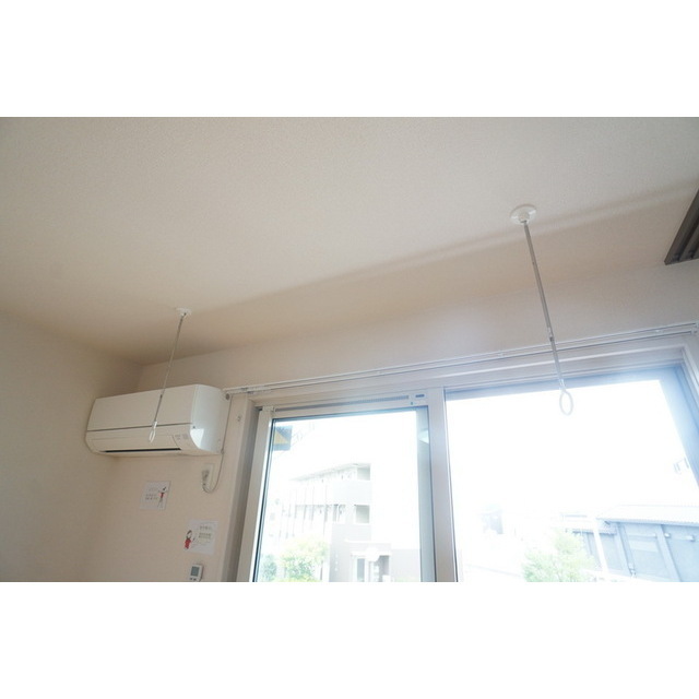 その他　雨の日でも安心室内物干し