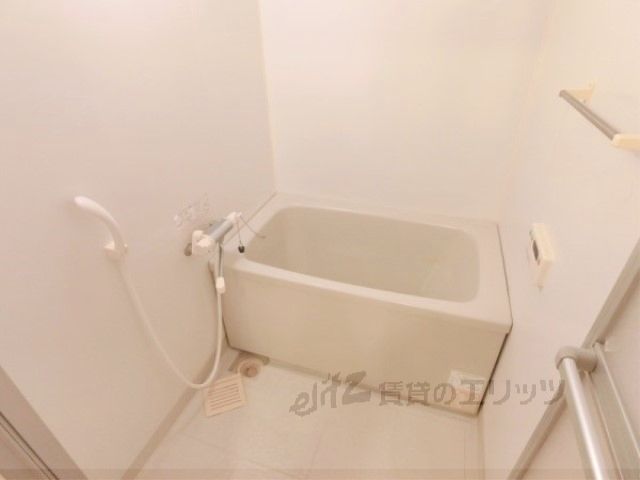 バス・シャワールーム　風呂