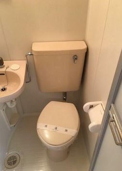 トイレ　※同仕様写真含む