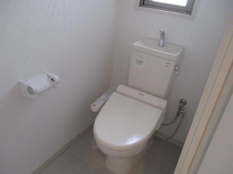 トイレ　シャワー付トイレ