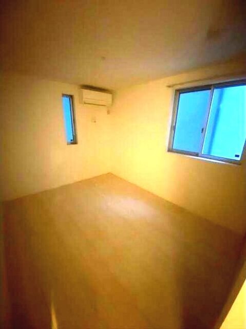 その他　エアコン複数台有り