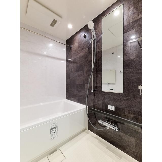 バス・シャワールーム　※別部屋参考写真