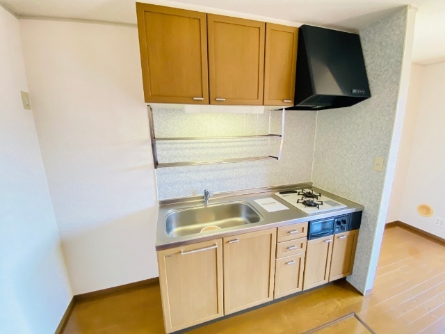 キッチン　同一建物内の別部屋の内装写真になります。（１０１号室）
