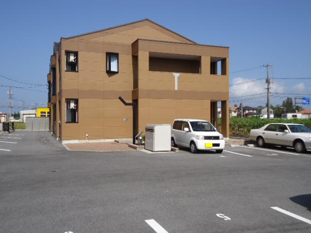 建物外観　外観写真（昼）