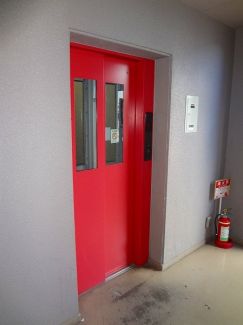 その他共有部分　エレベータ付です。