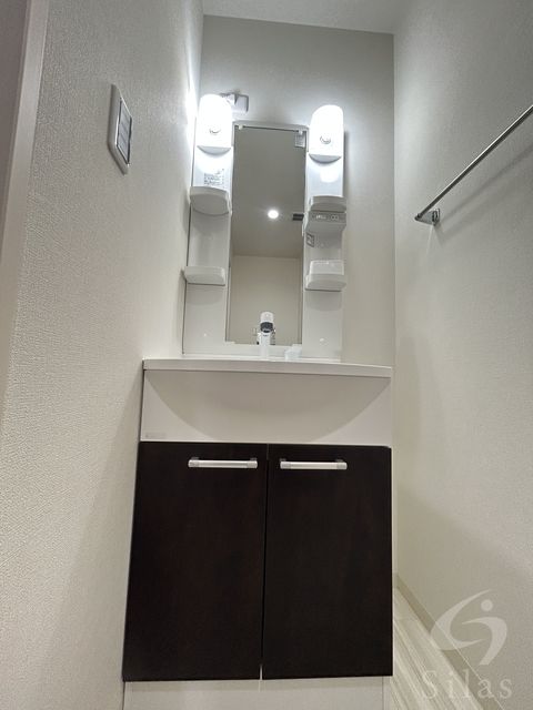 洗面設備　同仕様