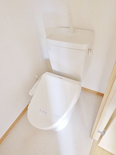 トイレ　★人気のバストイレ別室★
