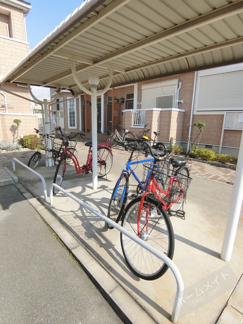 駐車場　駐輪場