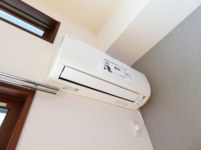 その他設備　暑い夏や寒い冬に大活躍！リビングダイニングキッチンにあるエア