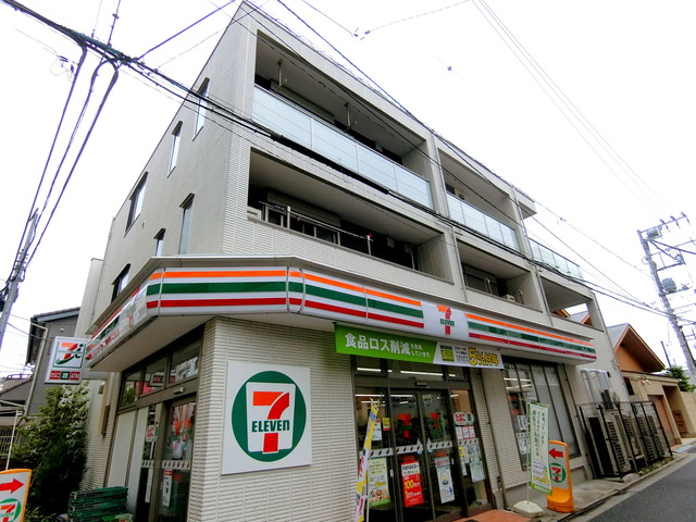 コンビニ　セブンイレブン下高井戸駅北口店（コンビニ）まで46m