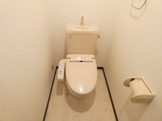 トイレ　ウォシュレット付きのトイレ