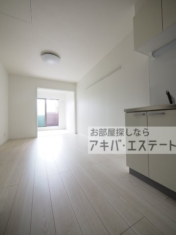 居室・リビング　同一仕様写真