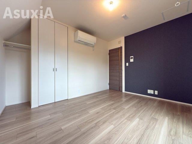 居室・リビング　別タイプのお部屋の写真です