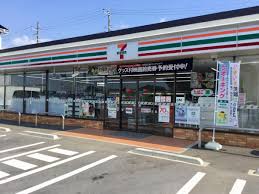 コンビニ　セブンイレブン 取手小浮気店（コンビニ）まで486m