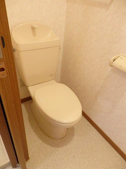 トイレ　※別部屋の写真です