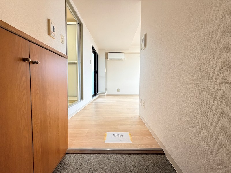 ウイング曙の玄関写真