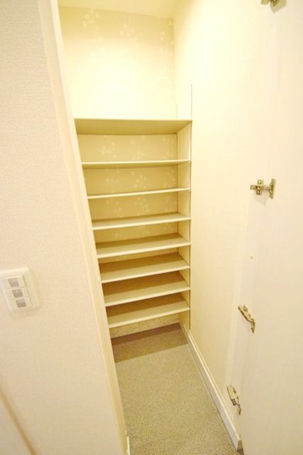 その他　玄関収納