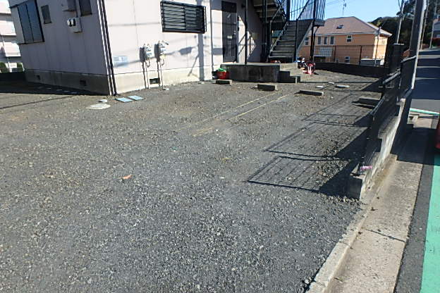 駐車場　敷地内駐車場（要空き確認）