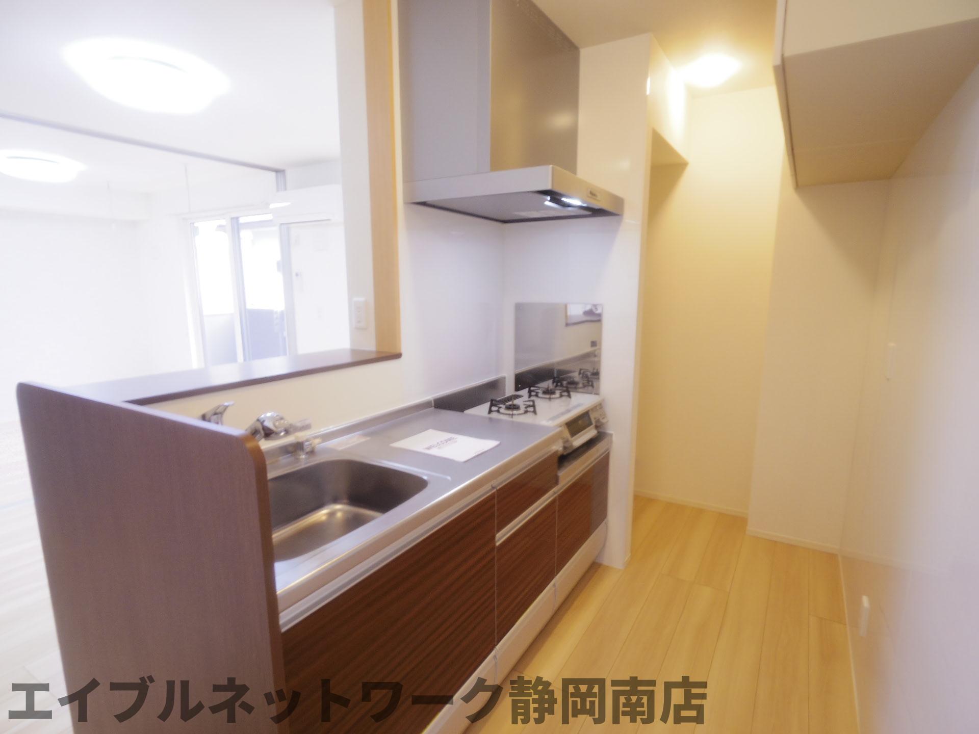 キッチン　キッチンでお料理をお楽しみください