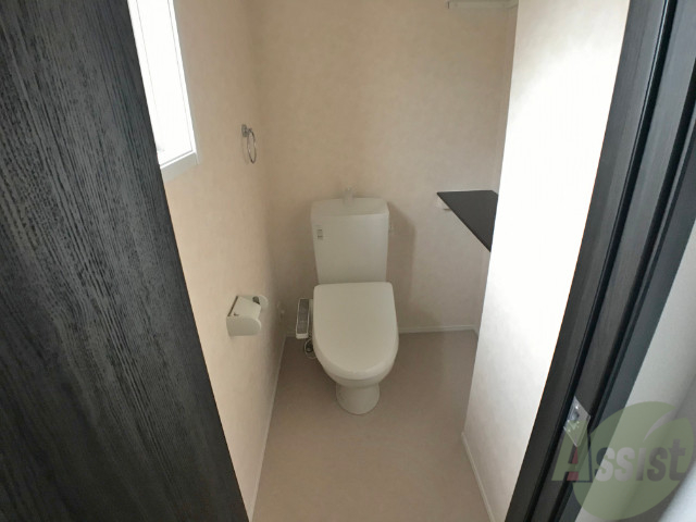 トイレ　トイレは清潔感があり安心して使用できそうです。