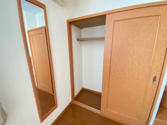 収納　※別部屋の写真です