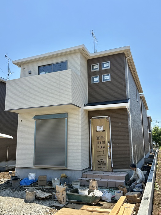 建物外観　建築中