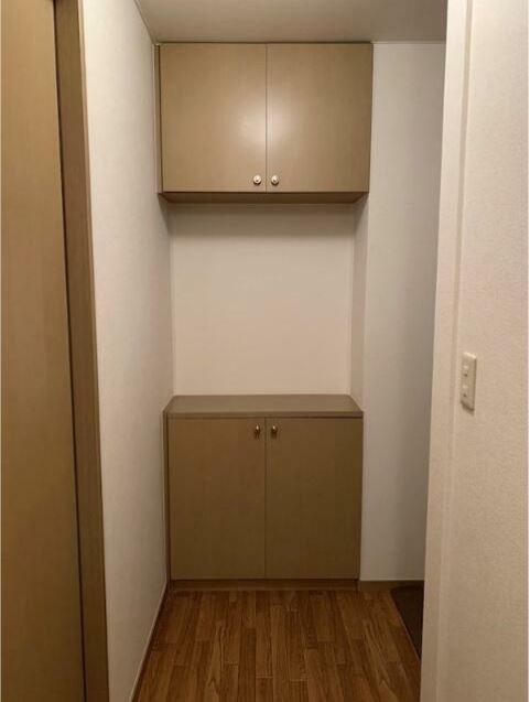 玄関　他のお部屋の参考写真となります。