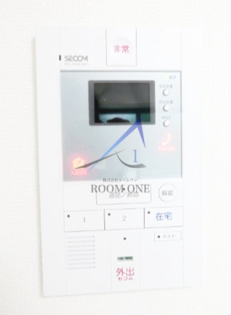 セキュリティ　モニター付きインターホンです。