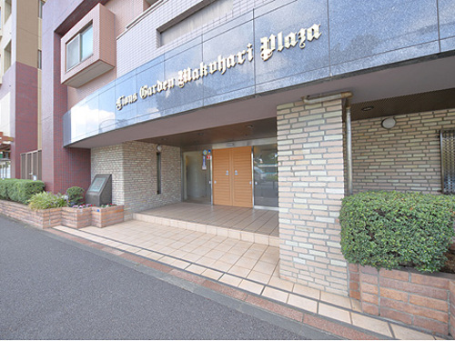 エントランス　エントランス外観