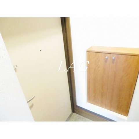 玄関　玄関です。