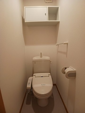 トイレ　トイレもきれいです