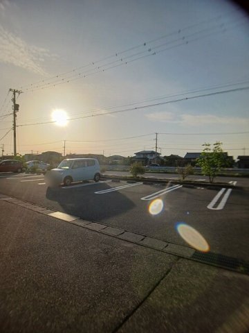 駐車場　駐車場完備です