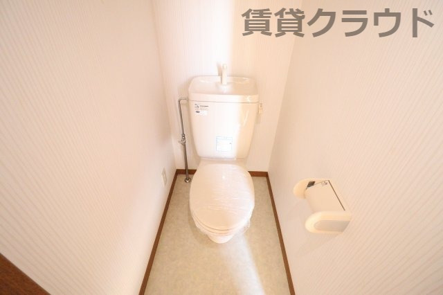 トイレ　トイレもきれいです