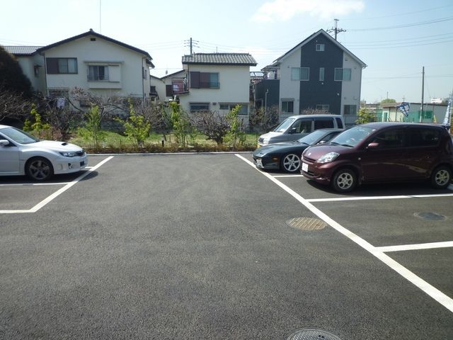 駐車場　敷地内駐輪場