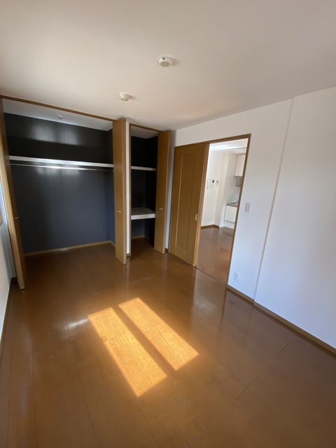 その他部屋・スペース　寝室も明るいですね